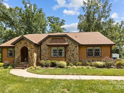 8835 Glencroft Rd, Mint Hill, NC, 28227