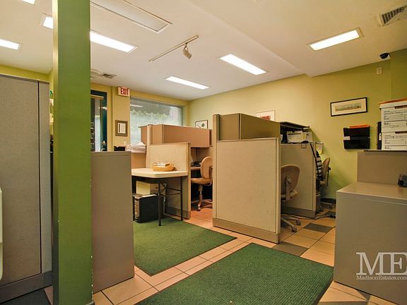5th image of 480 Court St APT 1