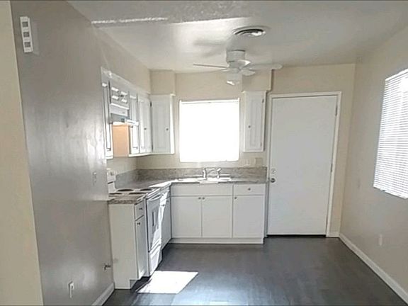 2 Bedroom Kitchen