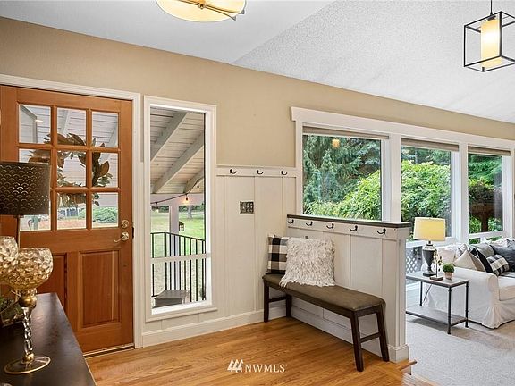4th image of 17119 198th Ave NE