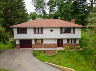 13 Bernard Rd, Landing, NJ 07850