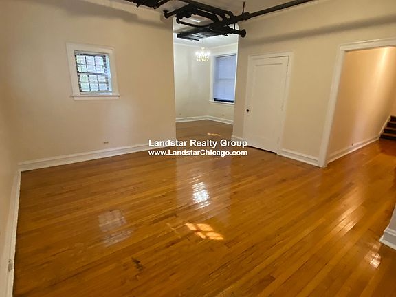 2nd image of 1720 W Albion Ave #G