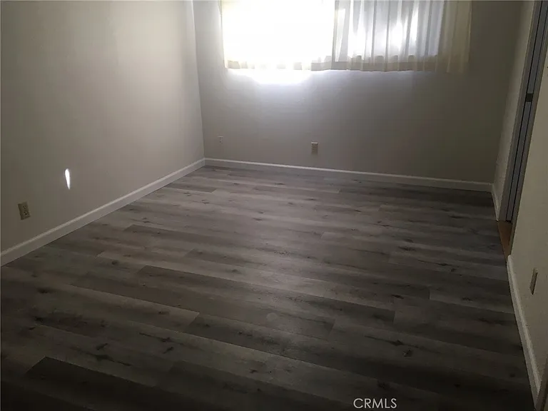 1559 Royal Way — Photo 11