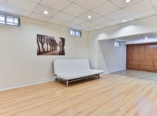 6 Ellenhall Sq, Toronto, ON M1W 3B2