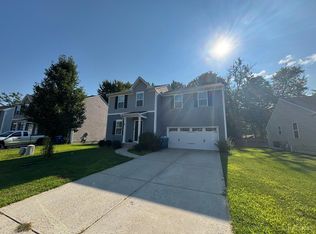 160 Wooded Ridge Dr, Amelia, OH 45102