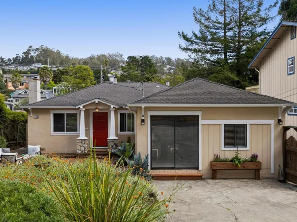 272 Avenue Balboa, El Granada, CA 94018
