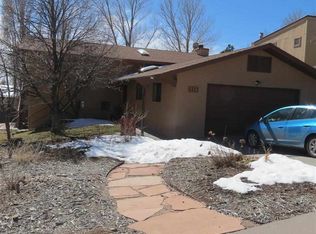 1423 Camino Medio, Los Alamos, NM 87544