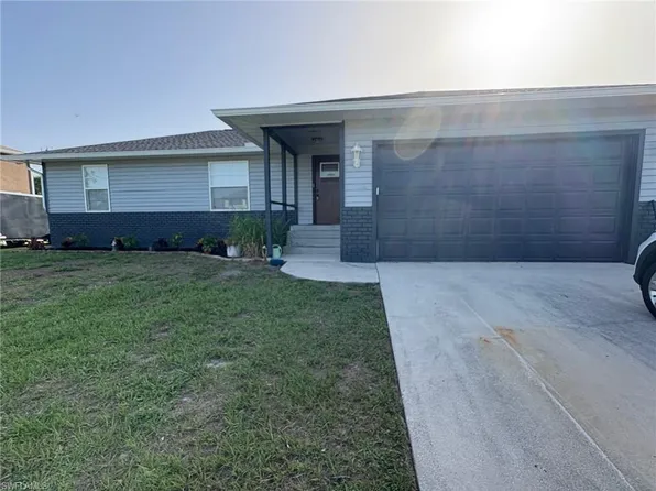 818 SW 8th CT, CAPE CORAL, FL 33991
