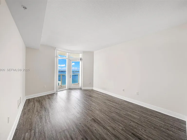1900 N Bayshore Dr #4504 — Photo 11