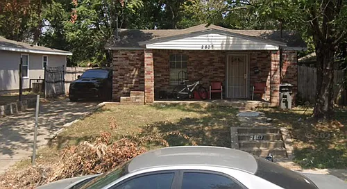 2807 Valentine St Photo 1