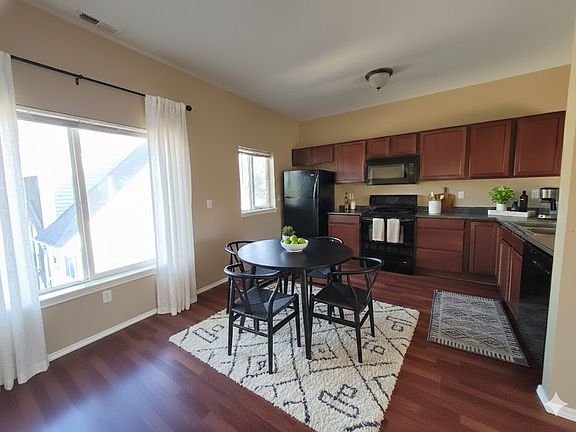 3rd image of 2907 W Canal St APT 101