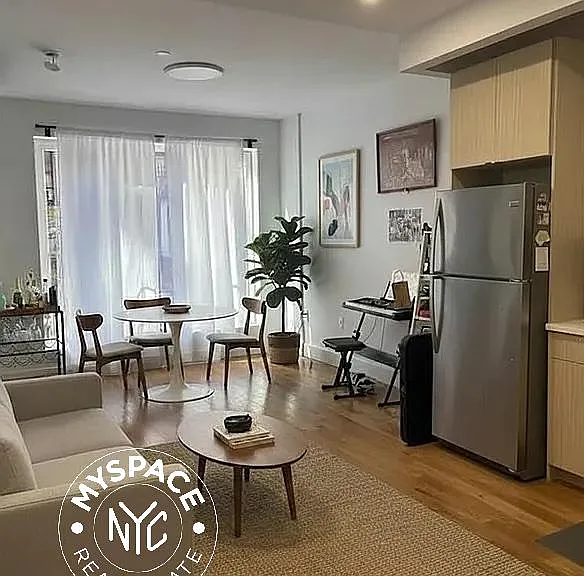 56 E 21st St #3B — Photo 1