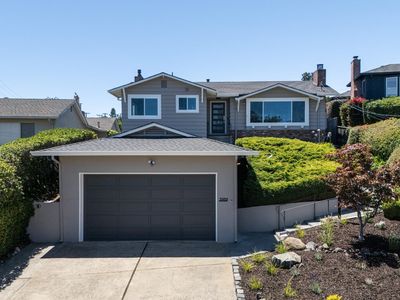 3569 Altamont Way, Redwood City, CA, 94062