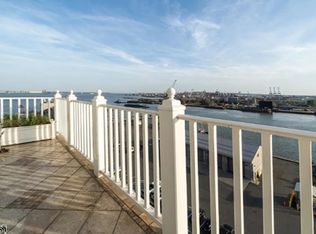 10081 Shearwater Ct #81, Jersey City, NJ 07305