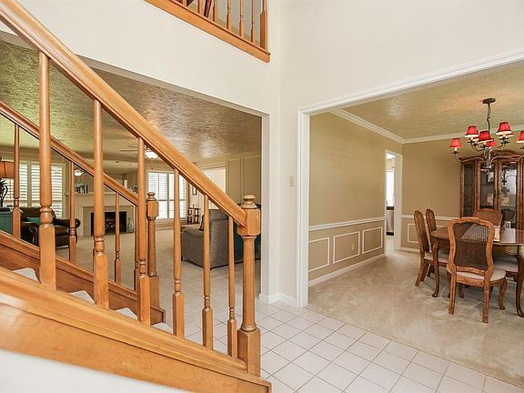 5th image of 15934 Signal Creek Dr
