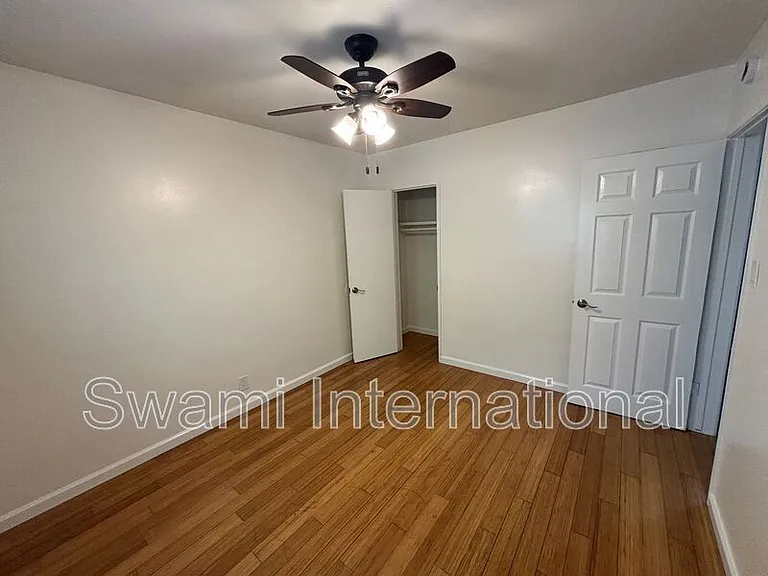 13233 Kornblum Ave — Photo 11