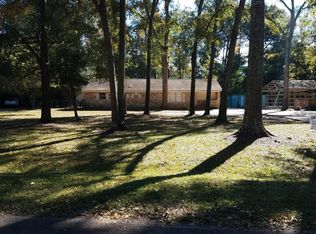 115 Lakeshore Dr, Conroe, TX 77304
