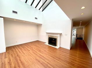248 E 58th St #3, New York, NY 10022