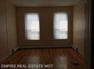 815 24th St #1, Watervliet, NY 12189
