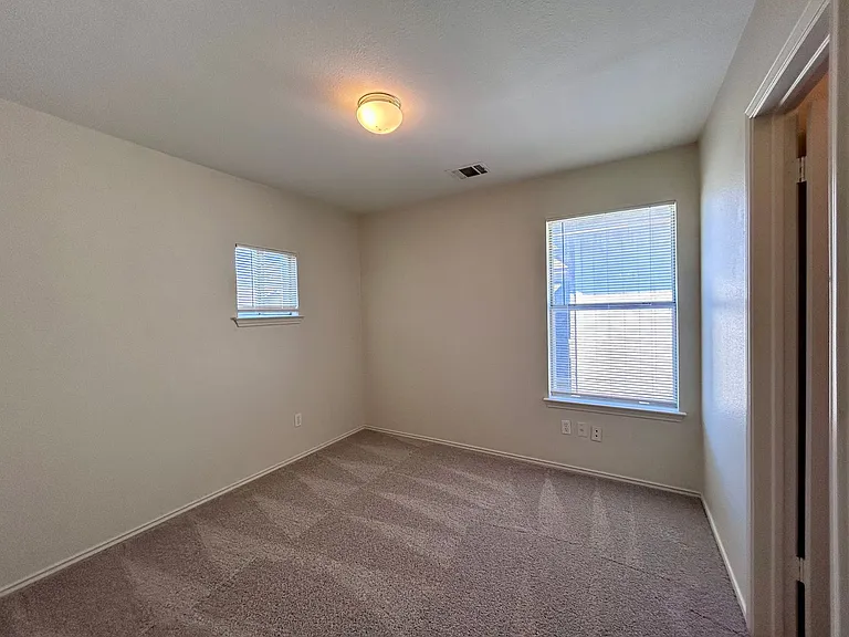 9703 Nightjar Dr — Photo 15