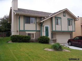 8217 Vernon Ave, Harvey, ND 58341