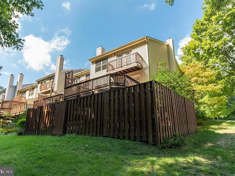 8035 Galla Knoll Cir — Photo 24