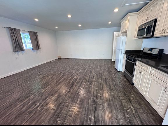 5th image of 6836 Northford Dr