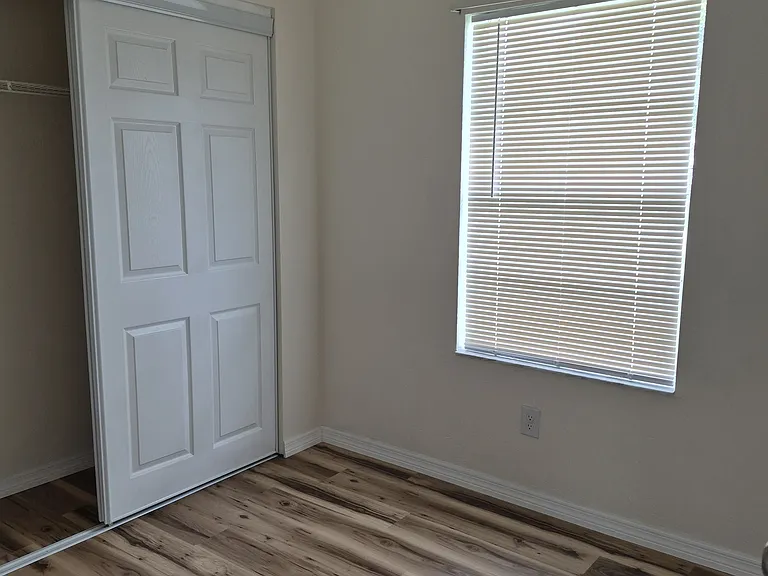 2956 Carriage Dr — Photo 17