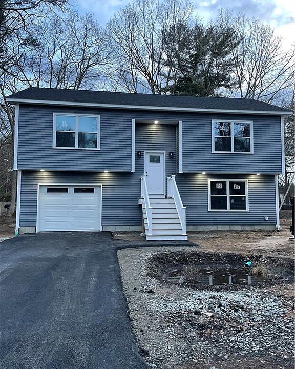 1st image of 24 Bailey Dr