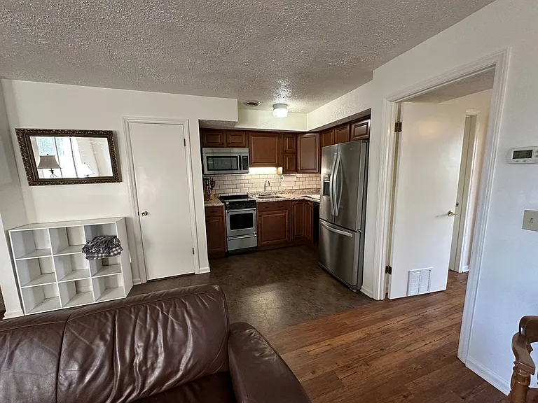 315 Clement St #E — Photo 3