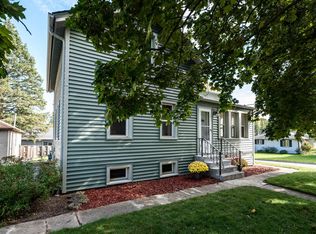 1401 N 2nd St, Watertown, WI 53098