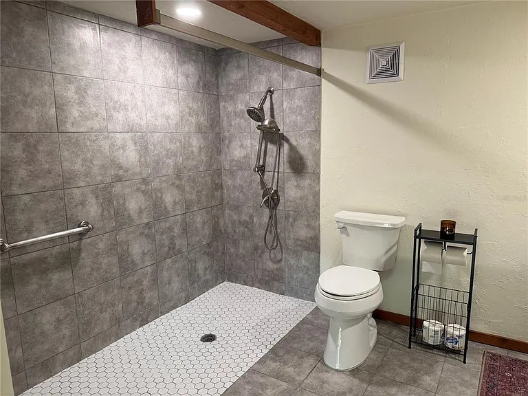 618 Bird Bay Dr S #110 — Photo 14