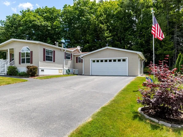 52 Peggi Ln, Winchendon, MA 01475
