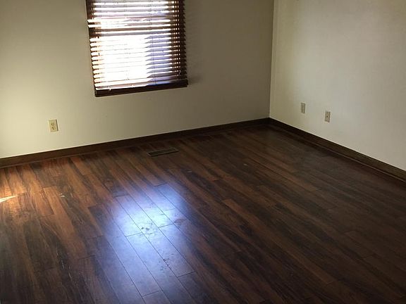 5th image of 1603 Washington Ave