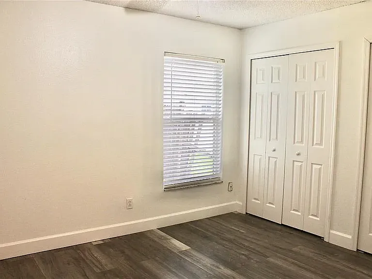1666 Pendleton St — Photo 14