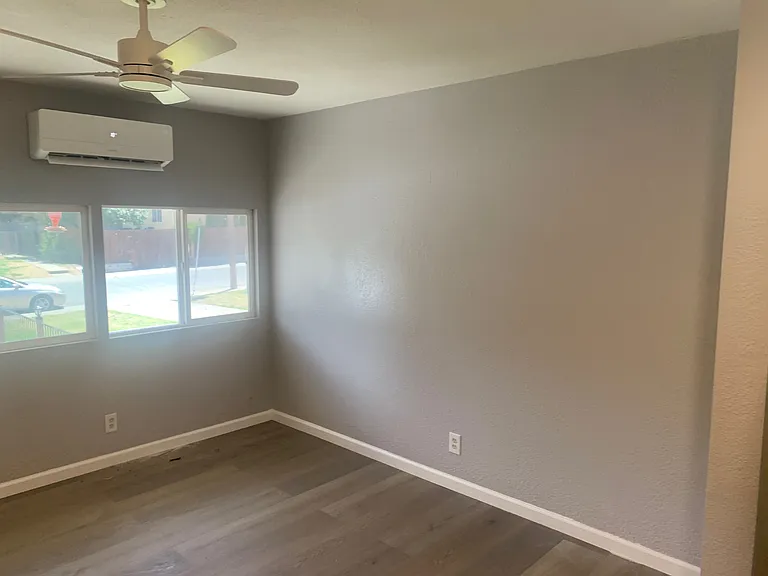 5331 Elsinore Way — Photo 6