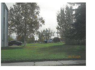 2362 Nelson Rd, North Pole, AK 99705
