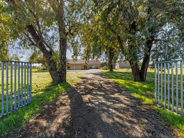 17500 Von Sosten Rd, Tracy, CA 95304