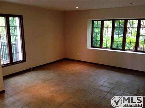 2nd image of 8668 Villa La Jolla Dr Unit 1