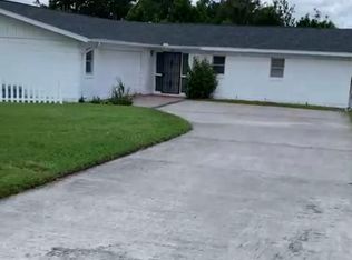 18 Emerald Way, Ocala, FL 34472