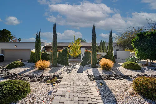 9401 E La Posada Cir Photo 1