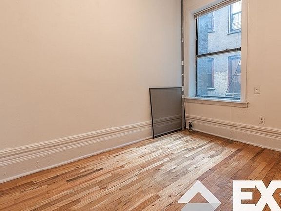 5th image of 607 Franklin Ave #3