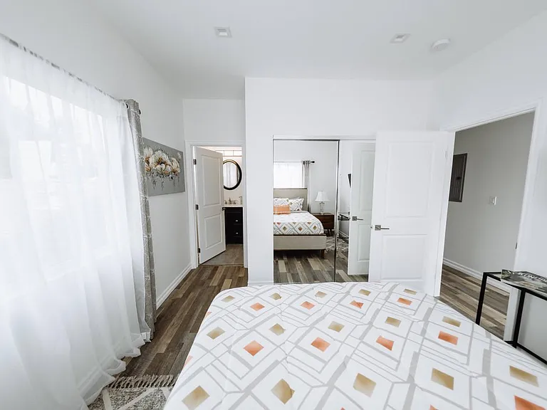 11682 Erwin St — Photo 76