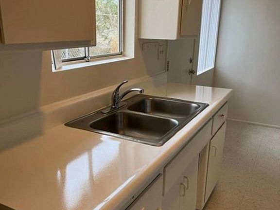 4th image of 37273 Bankside Dr #10
