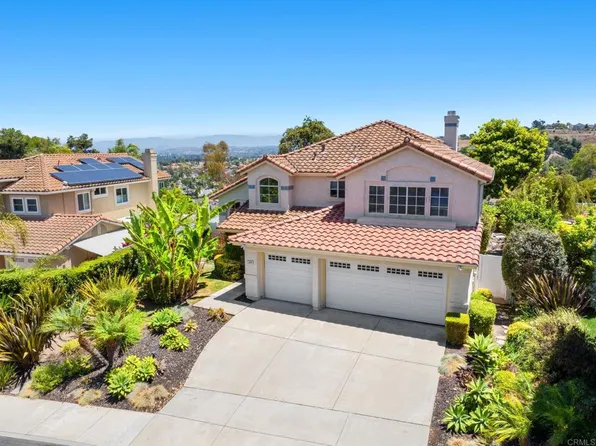1156 Masterpiece Dr, Oceanside, CA 92057