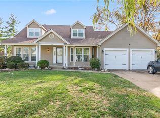 716 Wren Path Ct, Ellisville, MO 63021