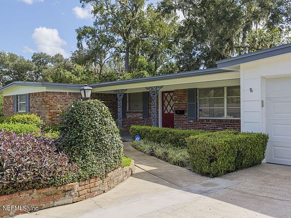 2nd image of 7168 HANSON Drive N