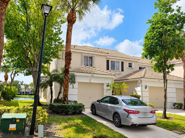 4688 Palmbrooke Cir, West Palm Beach, FL 33417