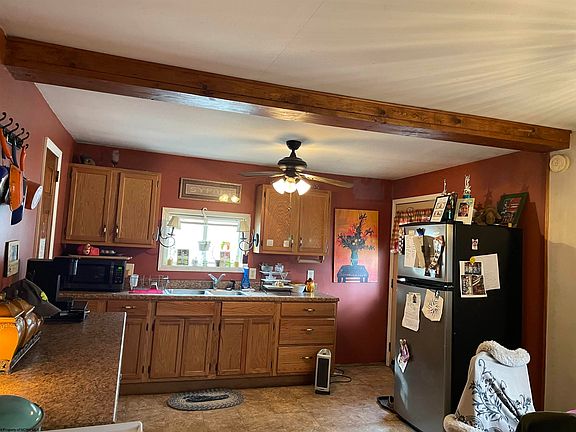 4th image of 145 Pine Ln