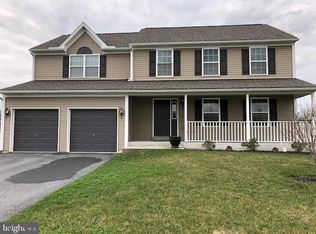 76 Walnut Dr W, Bernville, PA 19506